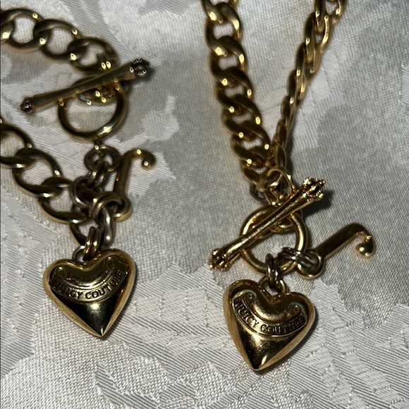 JUICY COUTURE Gold Heart Charm Necklace & Bracelet - Picture 6 of 8